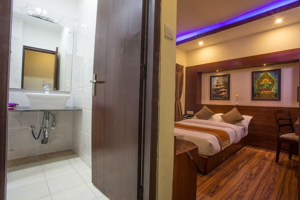 อาร์ยาตารา กาฐมาณฑุ โฮเต็ล Hotel ภายนอก รูปภาพ