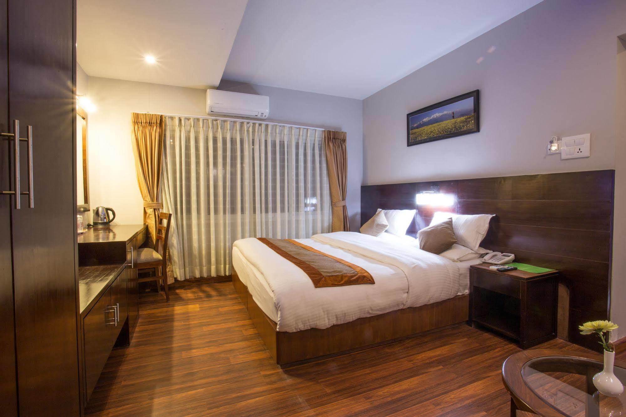 อาร์ยาตารา กาฐมาณฑุ โฮเต็ล Hotel ภายนอก รูปภาพ
